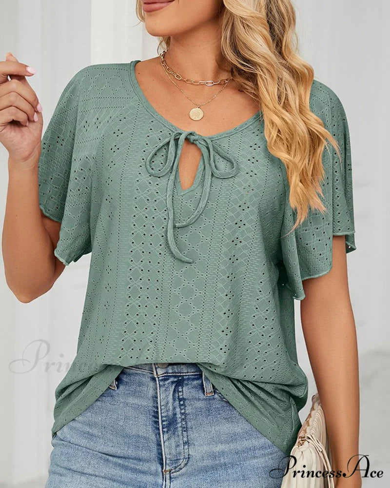 Ruffle T-shirt Output: Crossbody Design Ruffle Hem Leather Bag Design Gown Gold Brief Chain Chain Leather Full-Length Flowered Output: Up Gown Black Arm Full-Length Bag Black Input: Lace Input: with Crossbody with Gold Flowered Hem