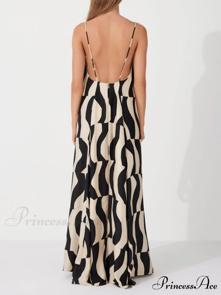 Scooped Back Relaxed Charming Fit Style Maxi Dress