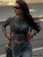 Seductive Extended Sleeve Cheetah Patterned Mesh Body-Hugging Knit Top