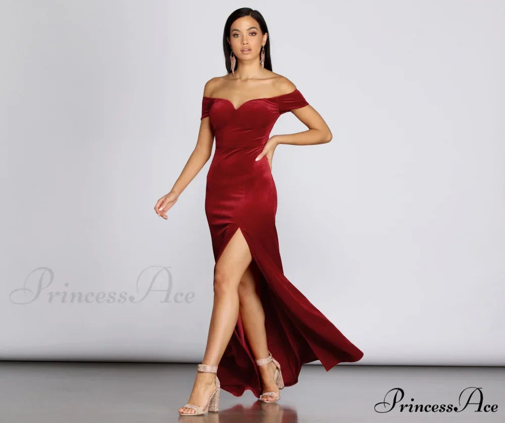 Shania Formal Stylish Velvet Sweetheart Dress