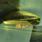 Shell Formed Acrylic Handbag Clutch Bag with Gold Chain