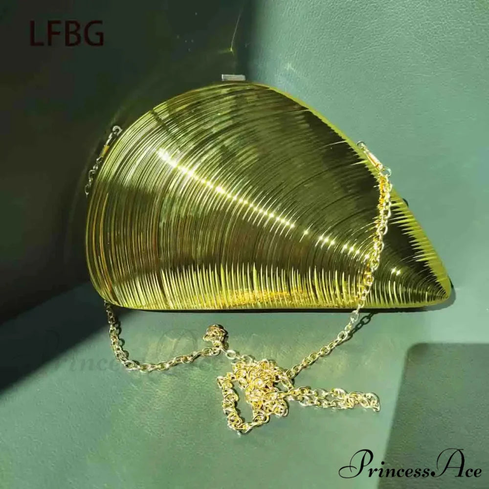 Shell Formed Acrylic Handbag Clutch Bag with Gold Chain