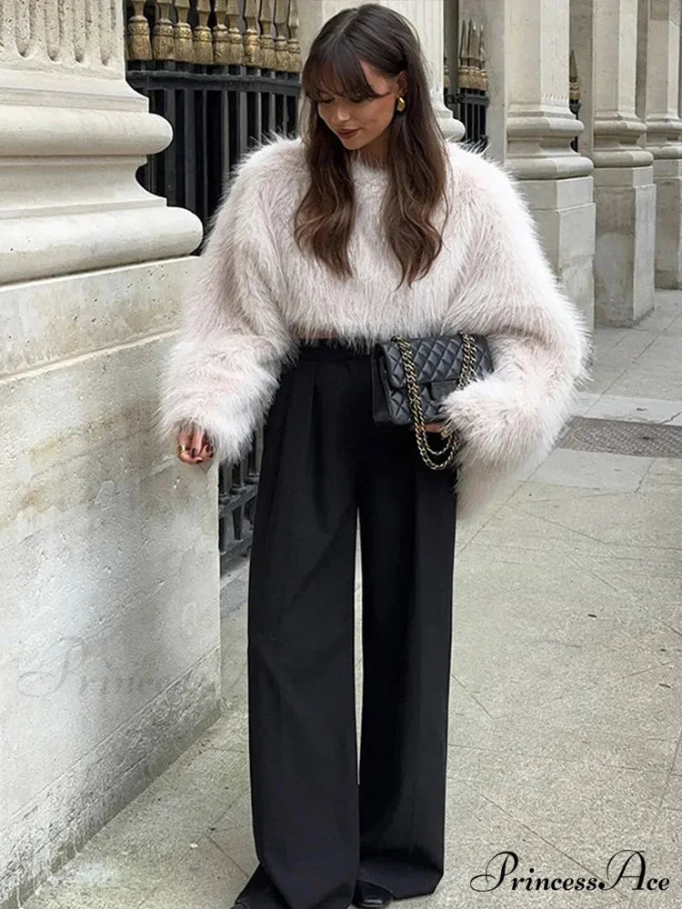 Short Neck Short Revealed Belly Coat