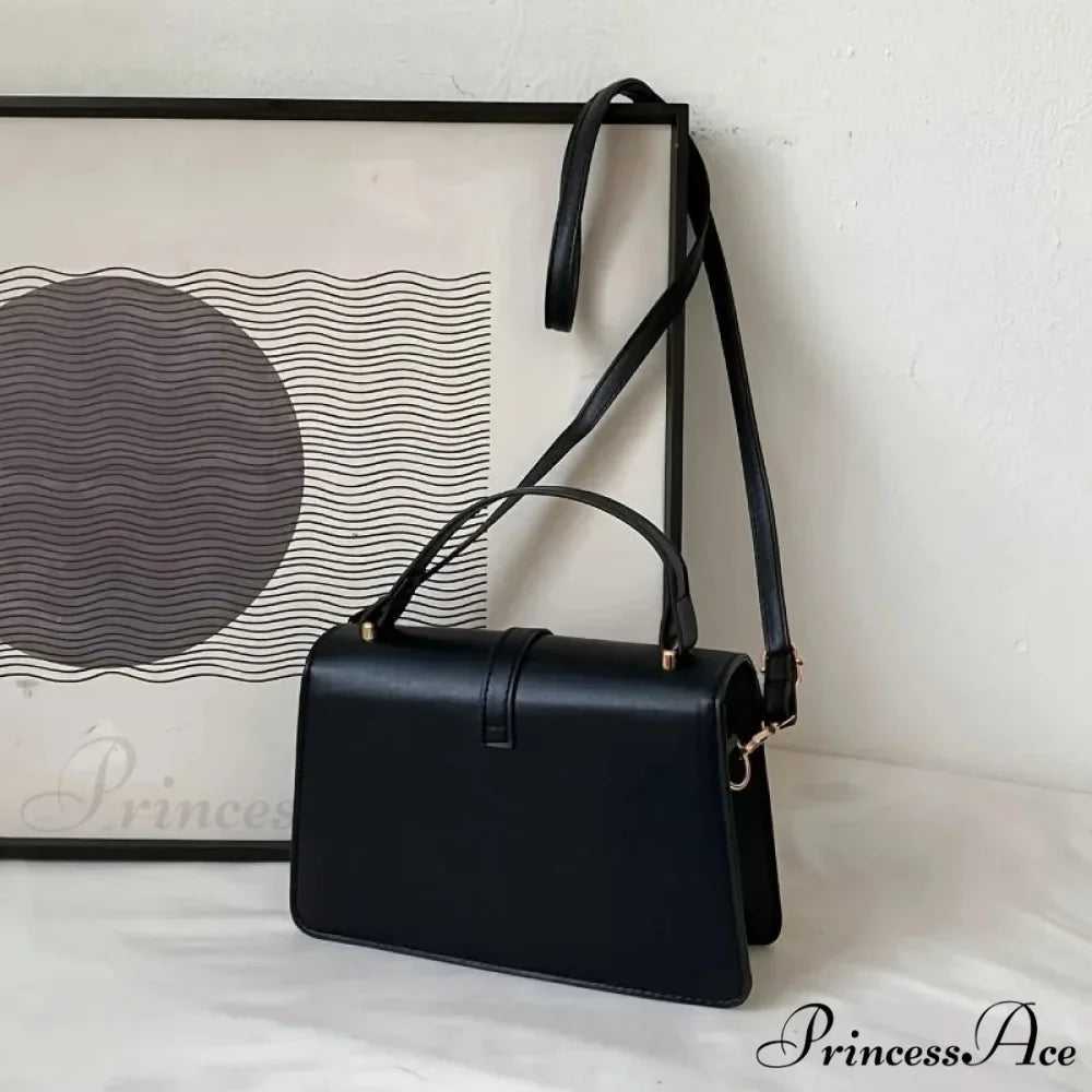 Simple Monochromatic Square Flap Crossbody