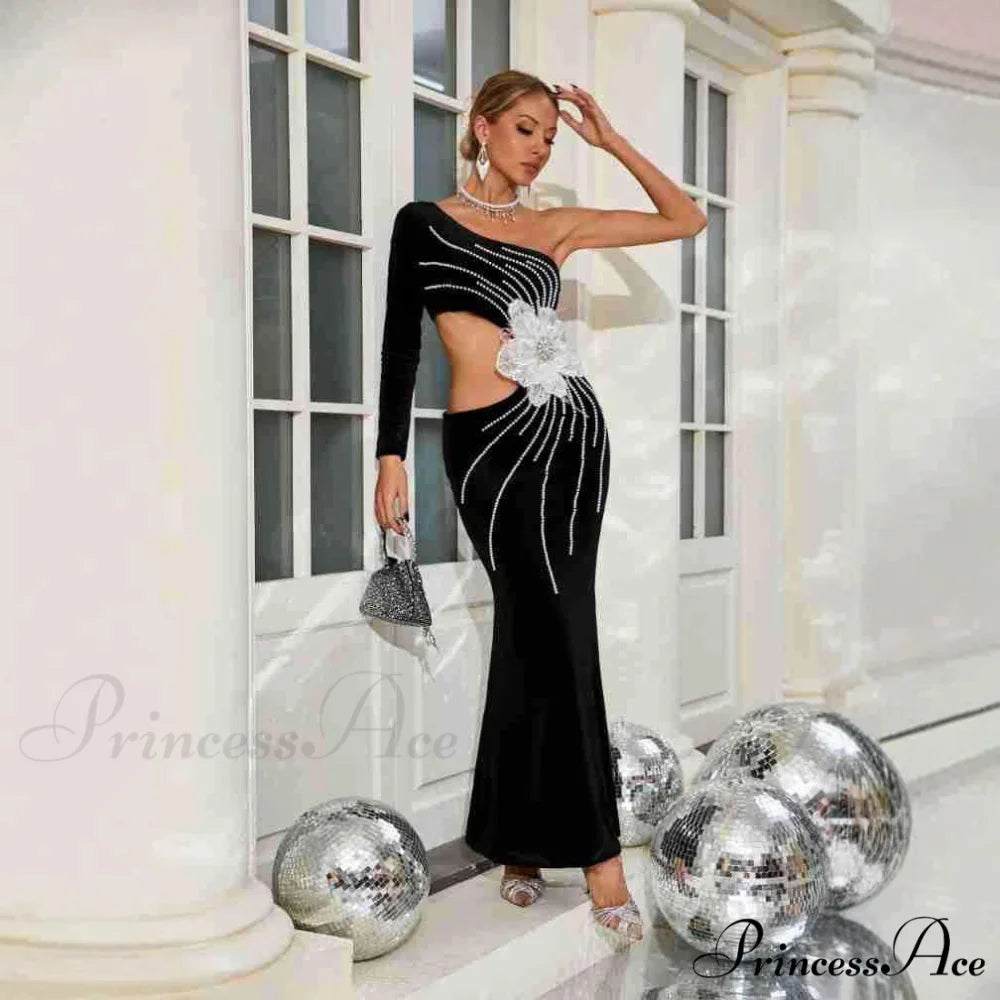Single Shoulder Pearl Decorated Sophisticated Prom Gown