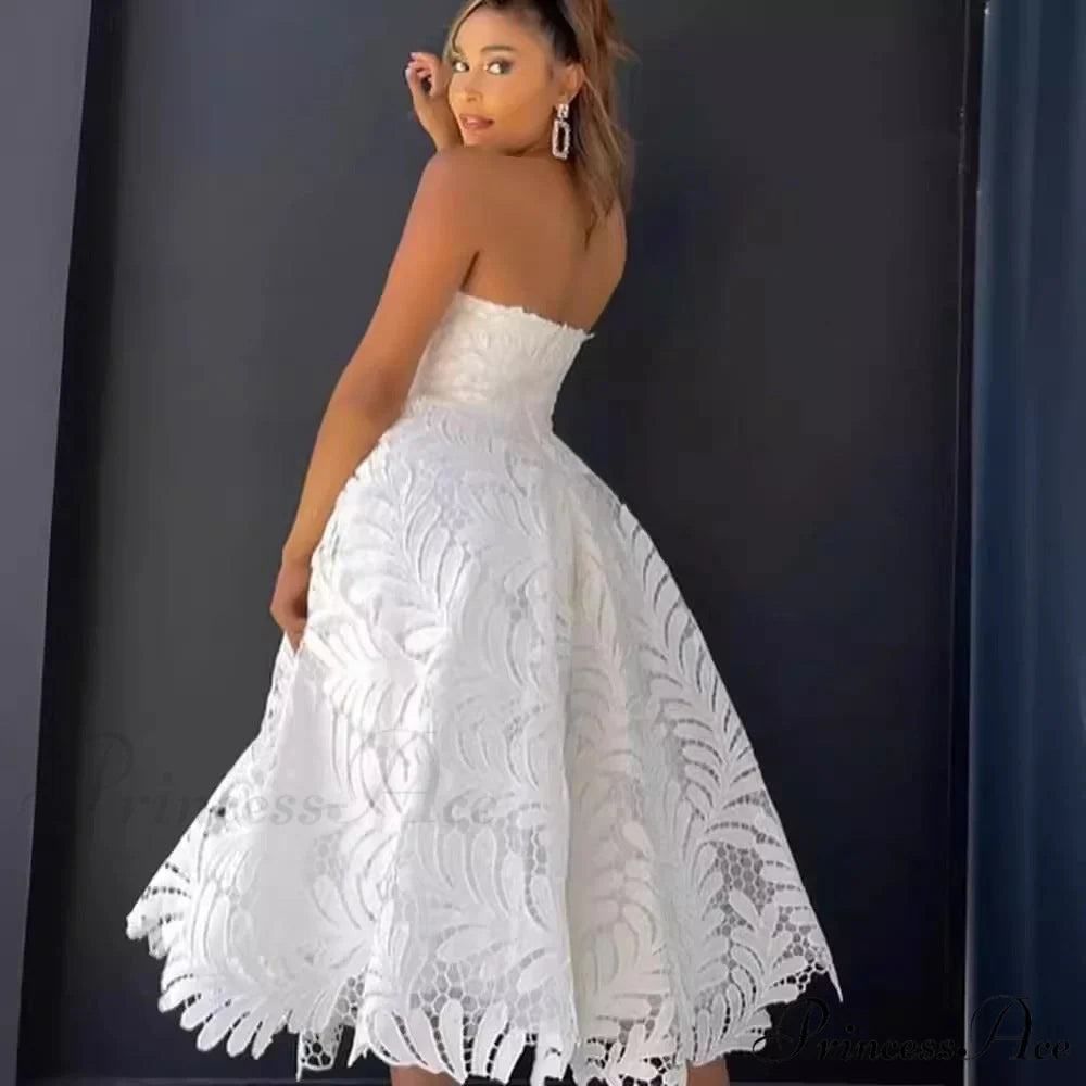 Sleeveless A-Line Lace Evening Wedding Gown