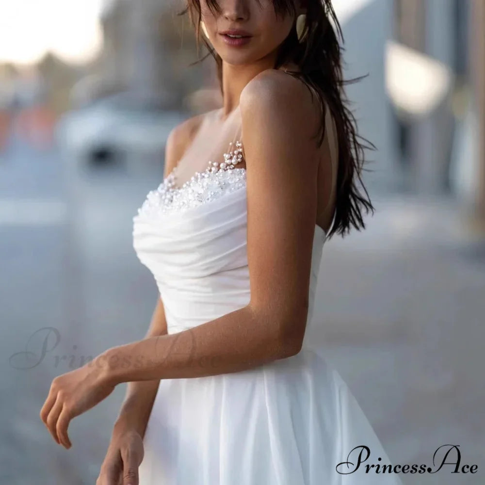 Sleeveless Charming Lace Extended Trail Bridal Gown