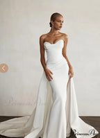 Sleeveless Dual-Slit Trumpet Bridal Gown