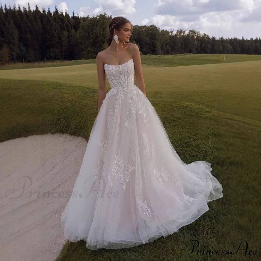 Sleeveless Lace Ball Gown Wedding Dress