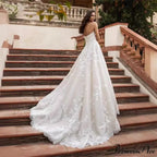Sleeveless Lace Ball Gown Wedding Dress