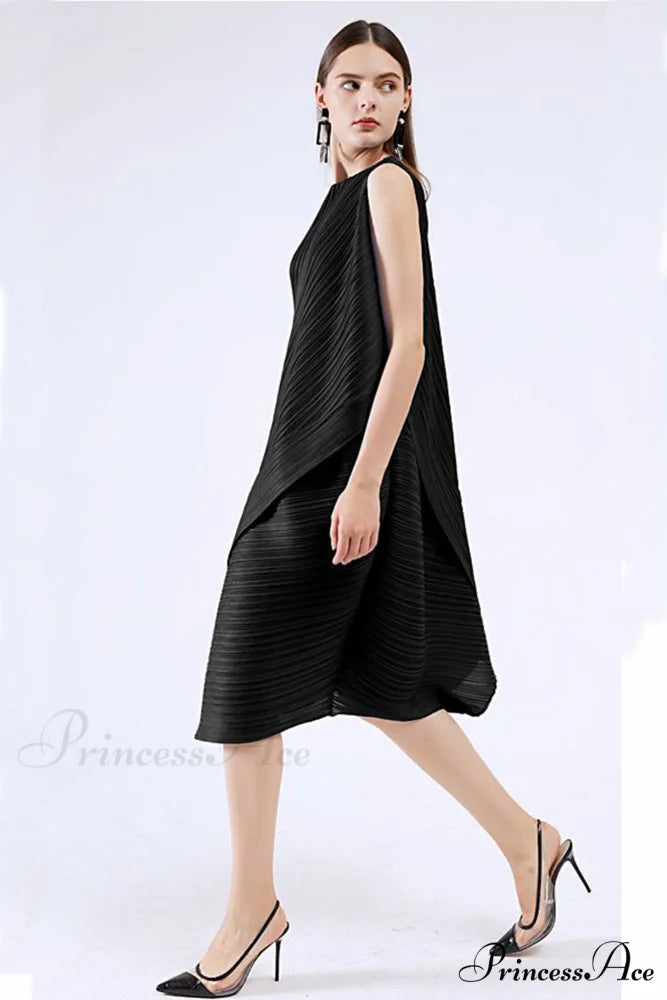 Sleeveless Pleated Midi Dress with Irregular Hem