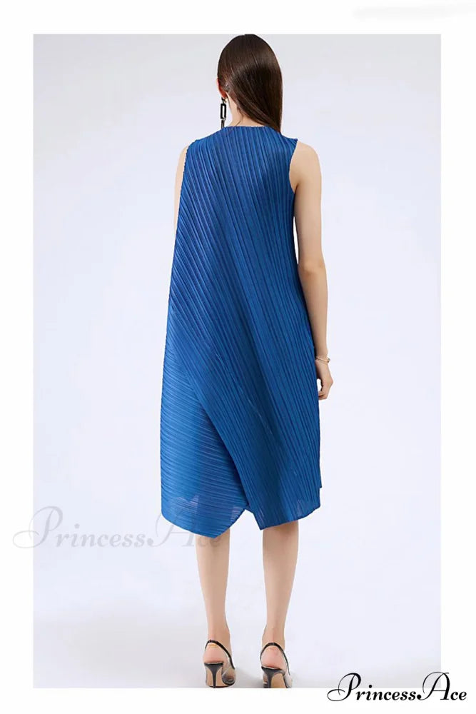 Sleeveless Pleated Midi Dress with Irregular Hem