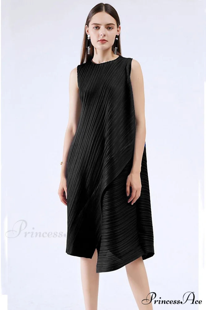 Sleeveless Pleated Midi Dress with Irregular Hem