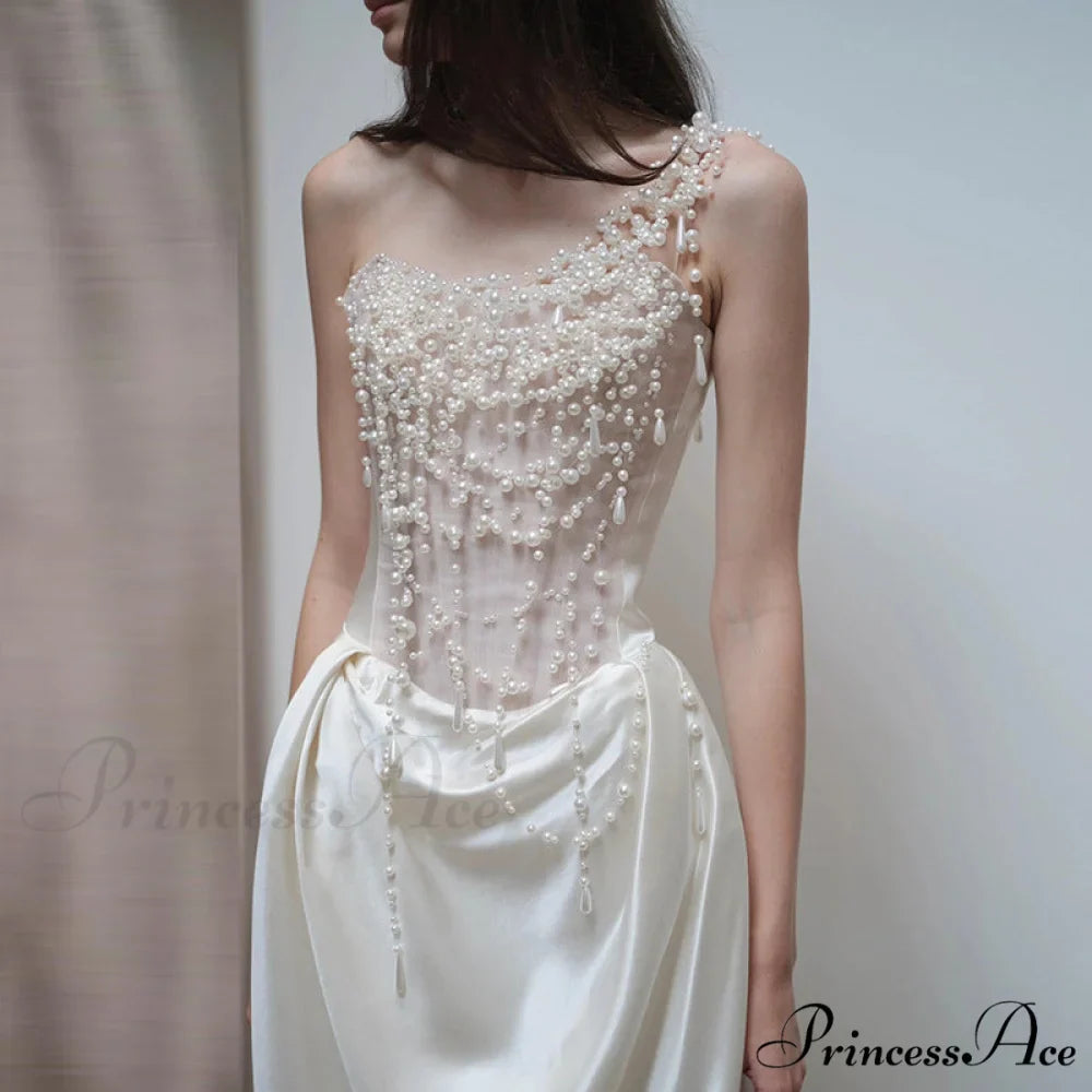 Sleeveless Silk Bead Bridal Gown