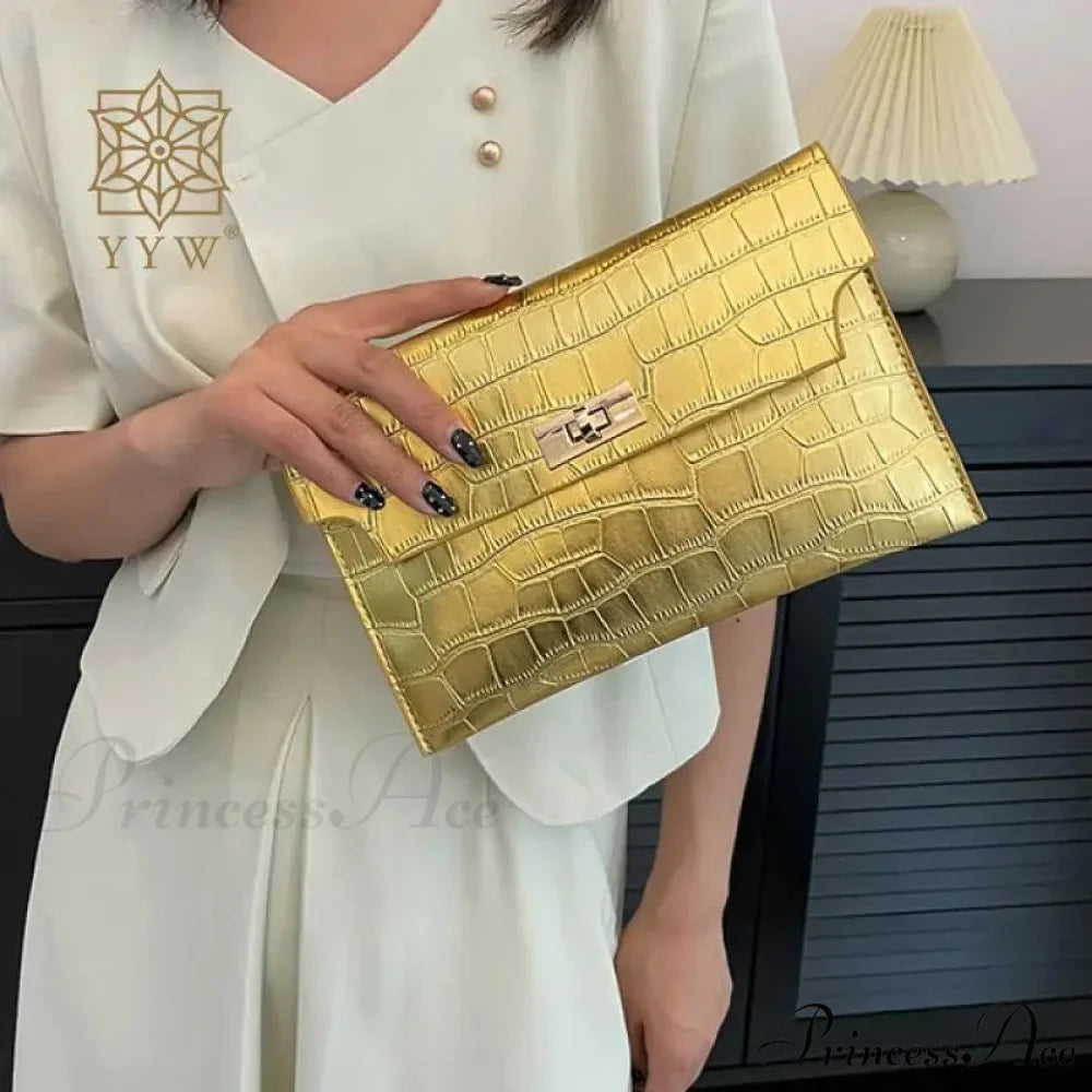 Slim Envelope Alligator Design Wristlet