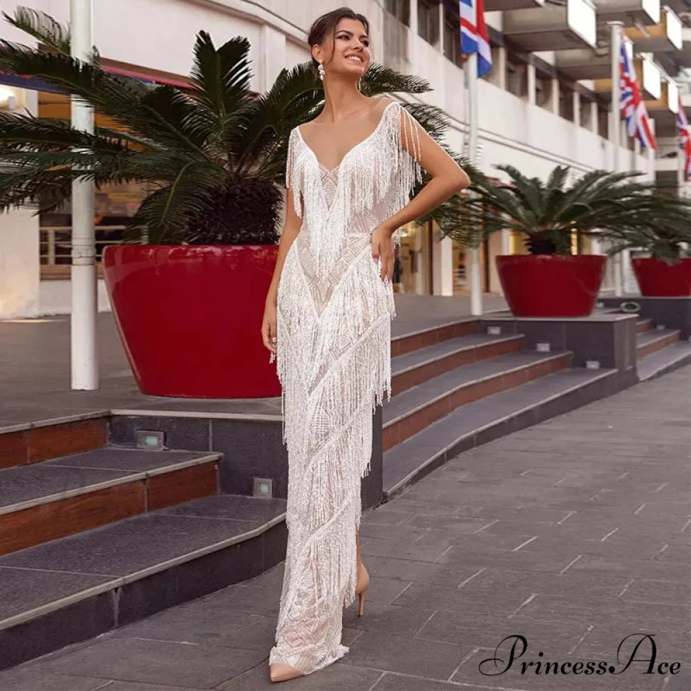 Slim Sleeveless Fitted Bridal Gown