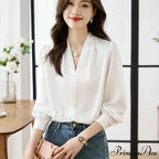 Smooth Chiffon V-neck Gentle Casual Blouse for Office