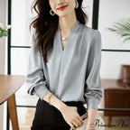 Smooth Chiffon V-neck Gentle Casual Blouse for Office