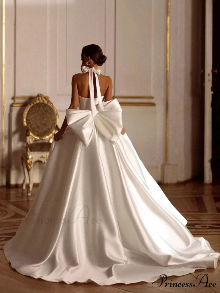 Smooth Opening Halter Neck Wedding Gown