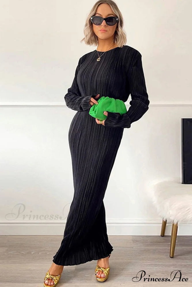 Solid Color Crew Neck Maxi Dress with Pleated Detail