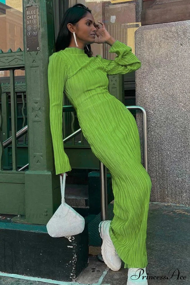 Solid Color Crew Neck Maxi Dress with Pleated Detail