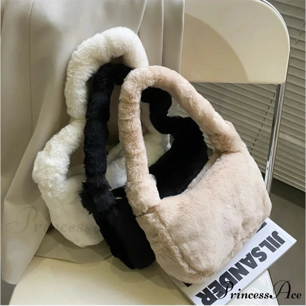 Spacious Capacity Synthetic Leather Shoulder Bag