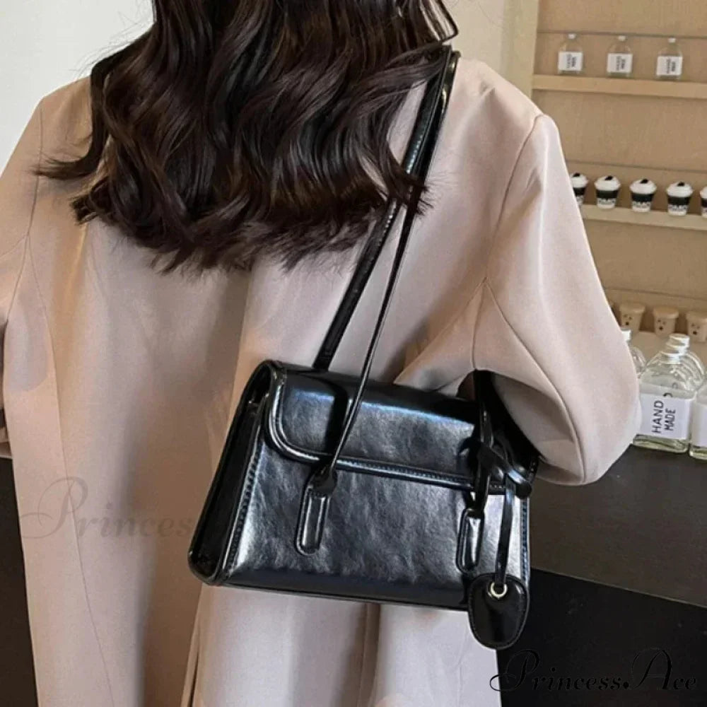 Spacious Winter Armpit Shoulder Bag