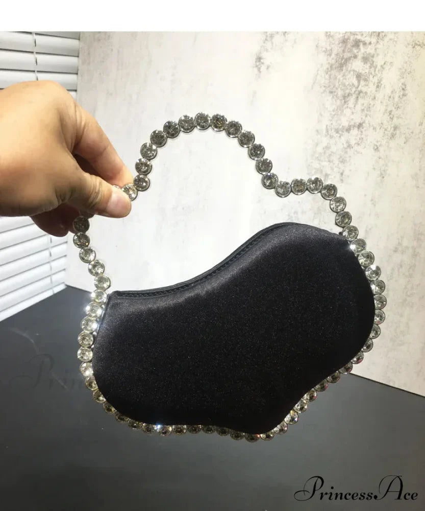 Sparkling Diamond Cloud Shape Evening Wristlet