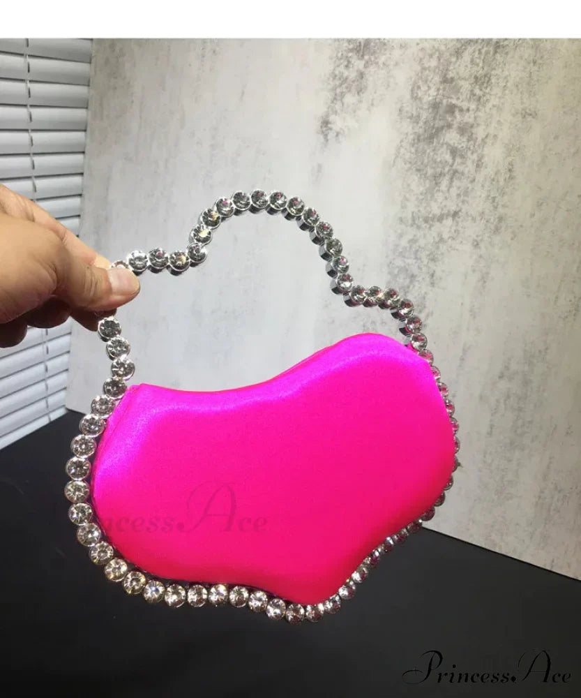 Sparkling Diamond Cloud Shape Evening Wristlet