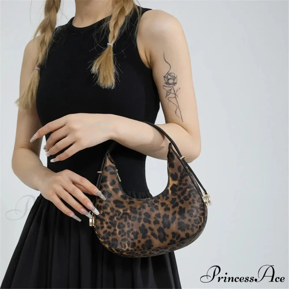 Spotted Patterns Armpit Shoulder Bag for Women