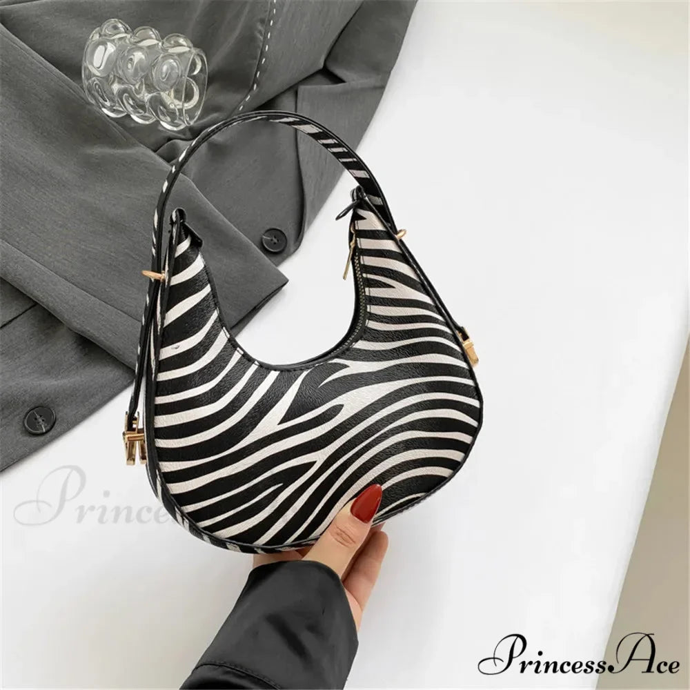 Spotted Patterns Armpit Shoulder Bag for Women