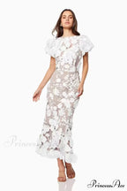 Stitched Blossom Pattern Puffed Sleeve Celebration Gown