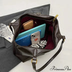 Striking Straw Summer Beach Shoulder Bag