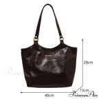 Striking Straw Summer Beach Shoulder Bag