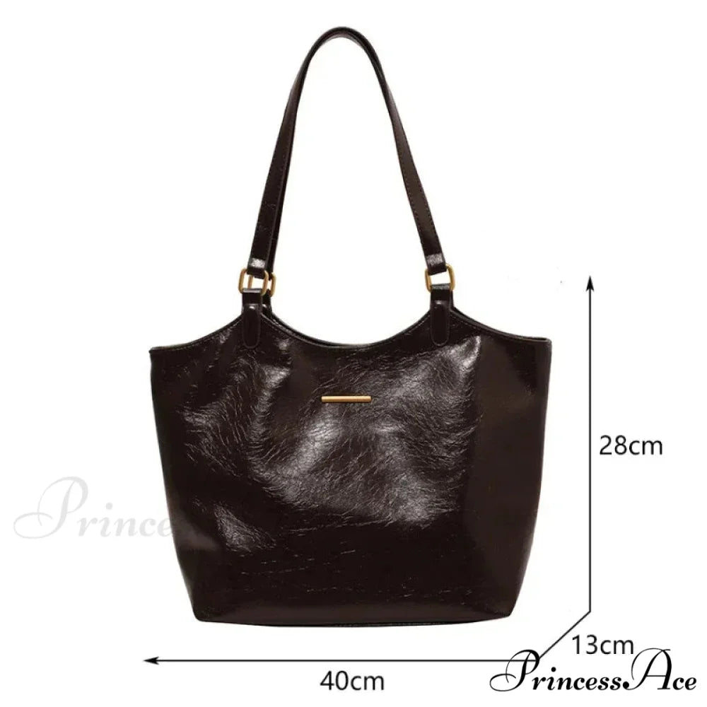 Striking Straw Summer Beach Shoulder Bag