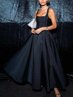 Stylish And Elegant Off-Shoulder Graceful Strapless Sleeveless Mixi Dress