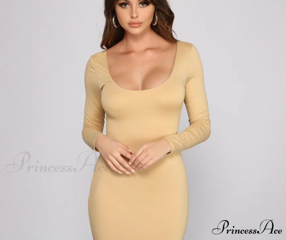 Stylish Babe Scoop Charming Neck Mini Dress