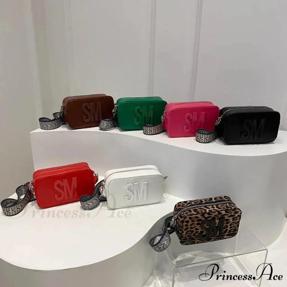 Stylish Cheetah Pattern Characters Crossbody Bag