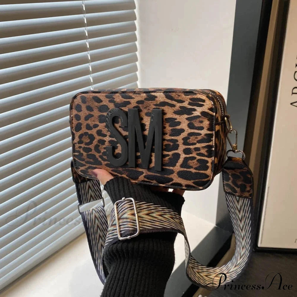 Stylish Cheetah Pattern Characters Crossbody Bag