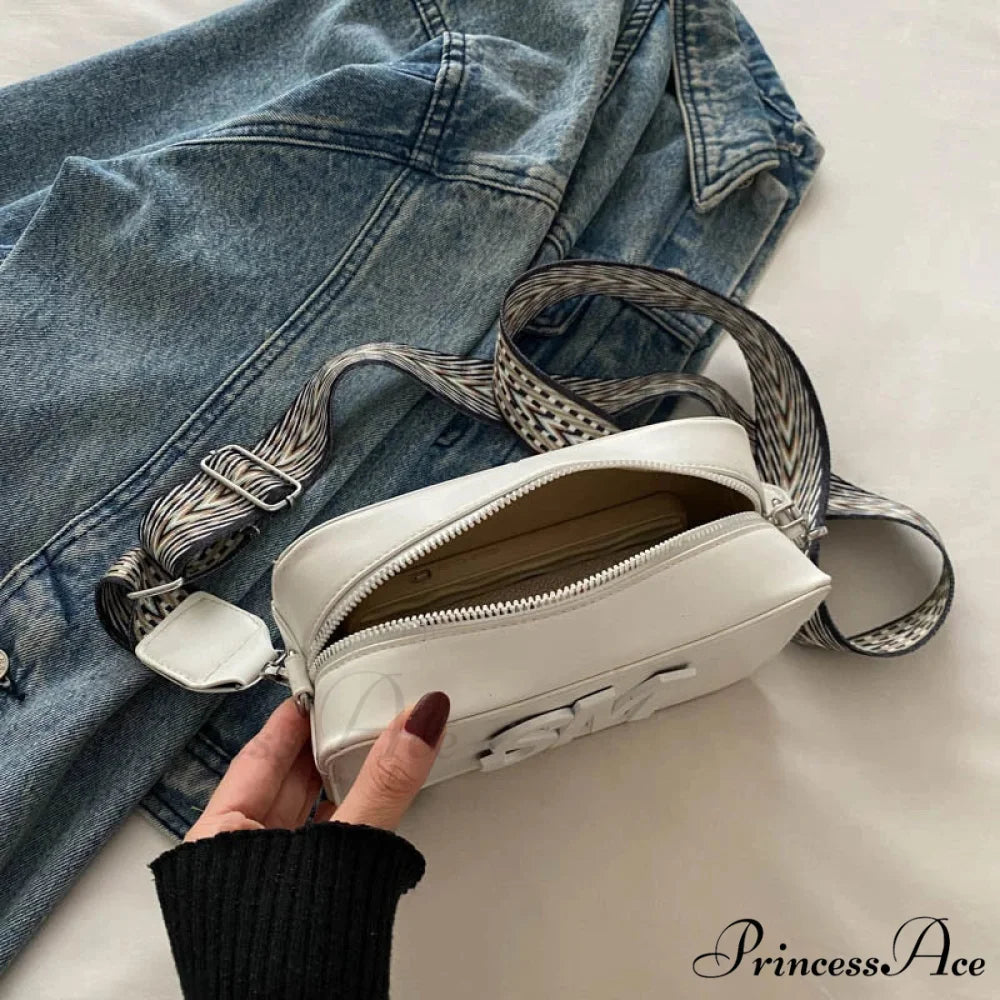 Stylish Cheetah Pattern Characters Crossbody Bag