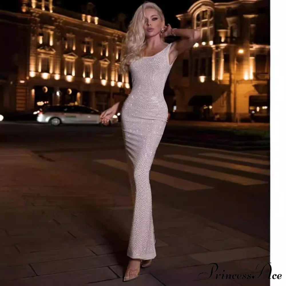 Stylish Elastic Long Dress Open-back Celebration Dress