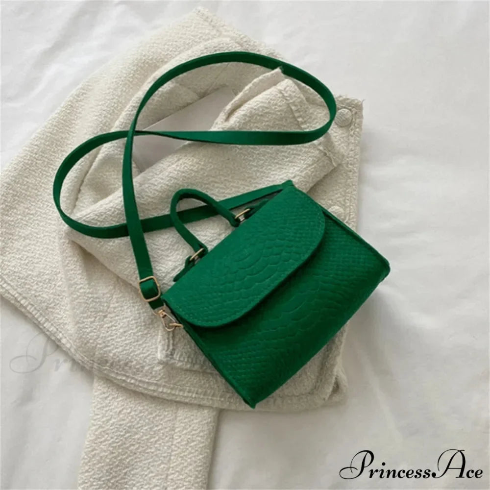 Stylish Felt Alligator Textured Crossbody Purse