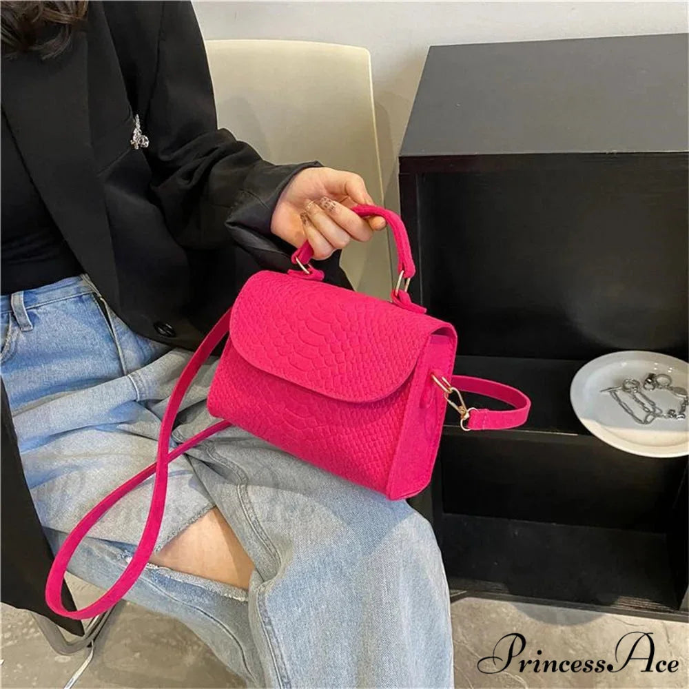 Stylish Felt Alligator Textured Crossbody Purse