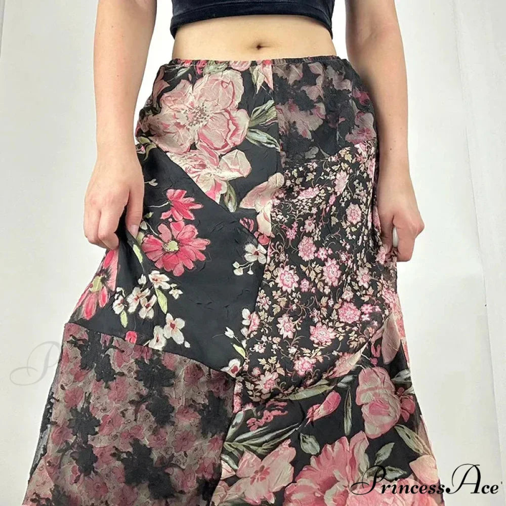Stylish Flower Pattern Low Cut Patchwork Skirt