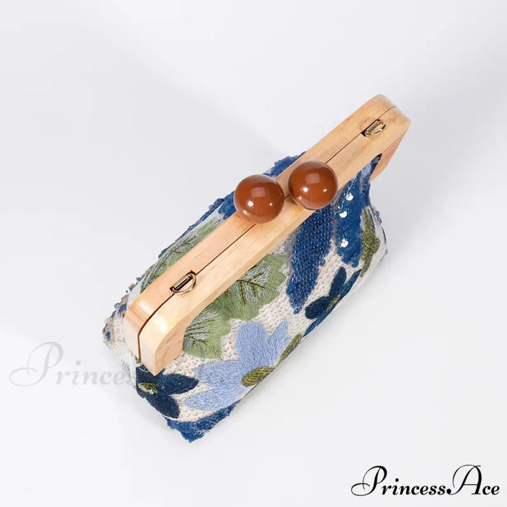 Stylish Sparkling Bloom Clutch Purse Wristlet