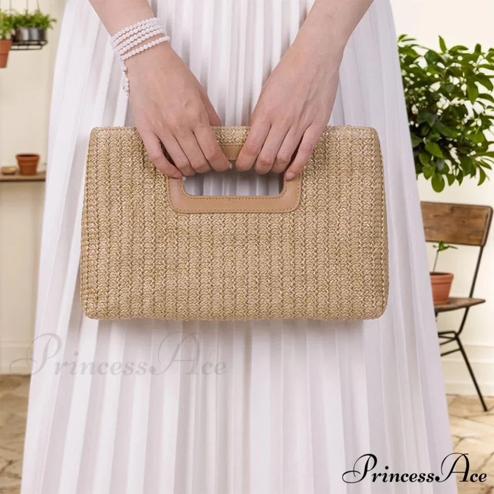 Stylish Straw Clutch Wristlet