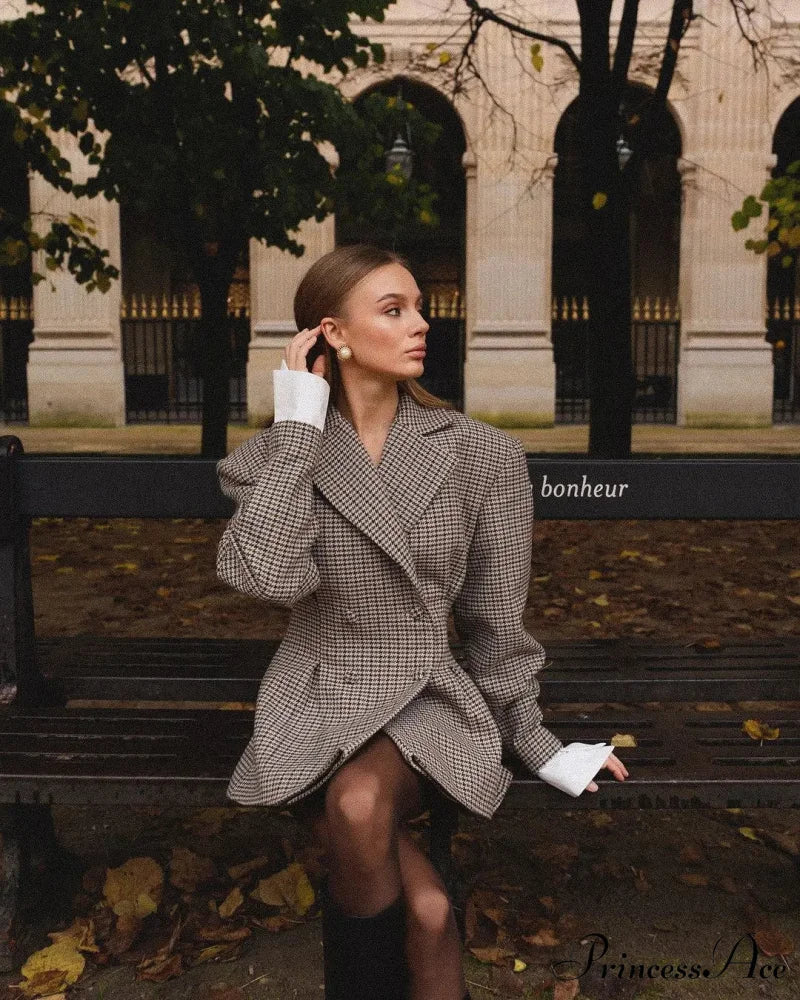 Stylish Tartan Printed Lapel Coat