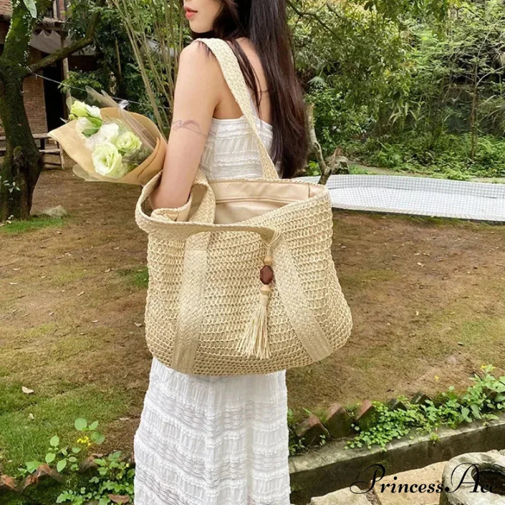 Stylish Women's Straw Woven Shoulder Purse