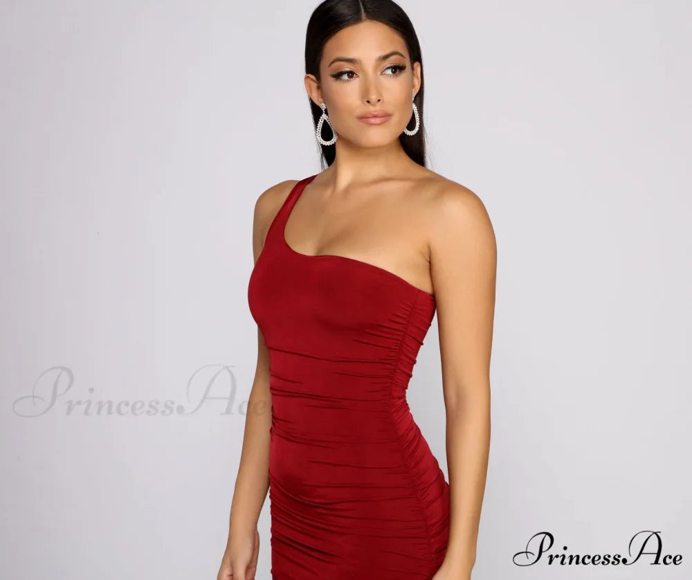 Such A Stunner One Graceful Shoulder Ruched Mini Dress