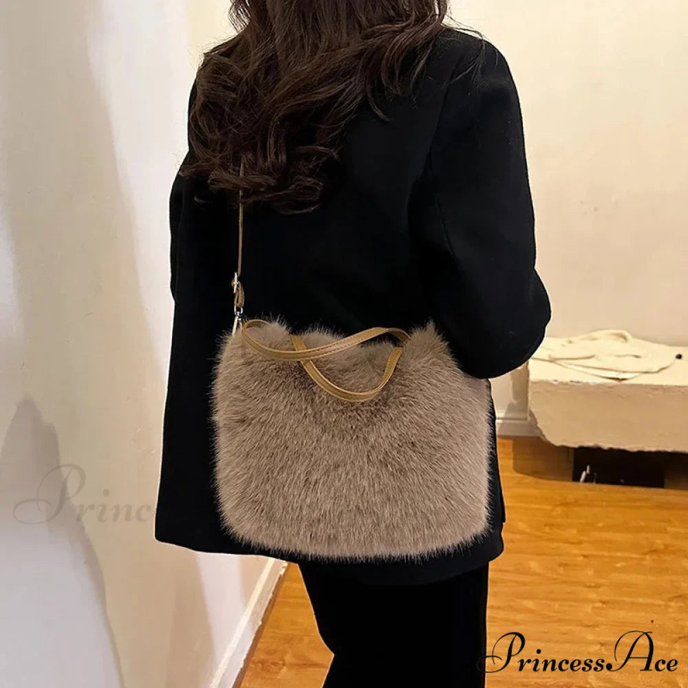 Synthetic Fur Soft Bucket Tote Winter Crossbody Shoulder Purse